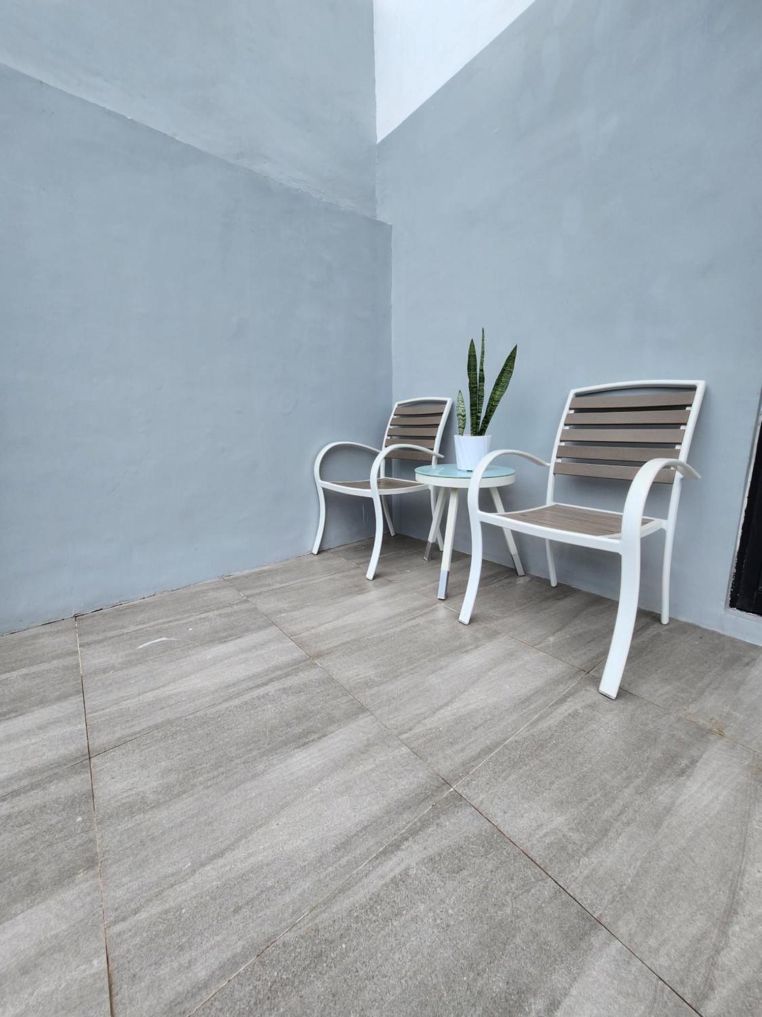 The Icon Central Batam 3 Bedroom Home Villa With Private Pool Bagian luar foto